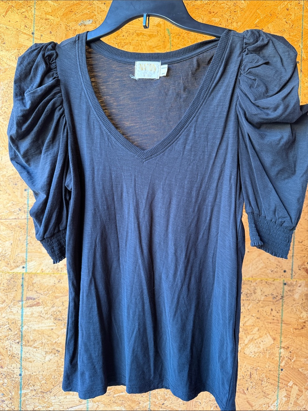 Nation LTD Black Puff Sleeve V-Neck Short Sleeve Tee